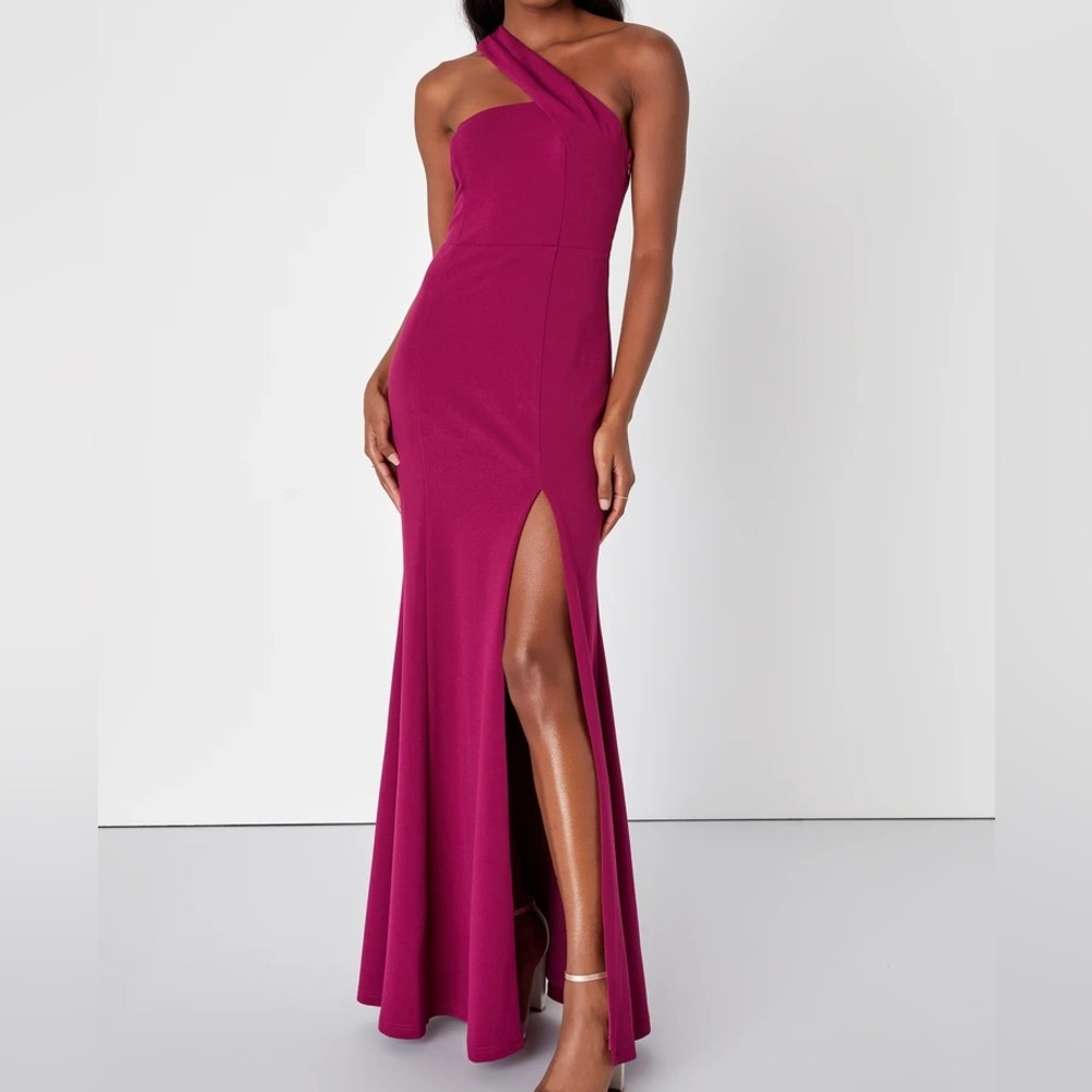 Lulu's Remarkable Presence Magenta Purple One-Shoulder Maxi Dress
